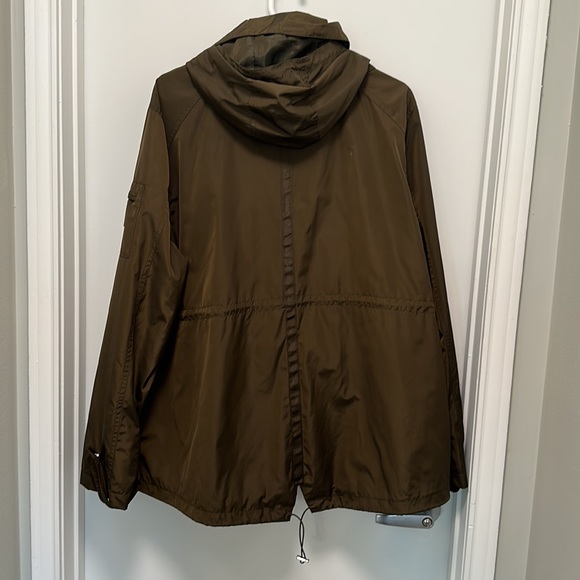 Ralph Lauren Anorak with Hidden Hood - Picture 4 of 9